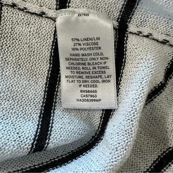 Halogen 1P (small) cream and black striped knit cardigan - Picture 3 of 5